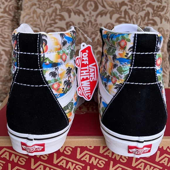 Vans Men’s Sk8-Hi ALOHA Black/True White Sneakers - Picture 14 of 16